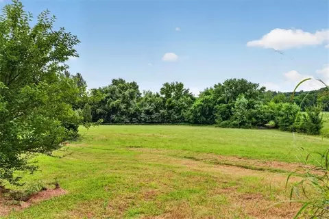 Exterior - 33403 E Nebgen Rd, Grain Valley, MO 64029 photo 18 of 22