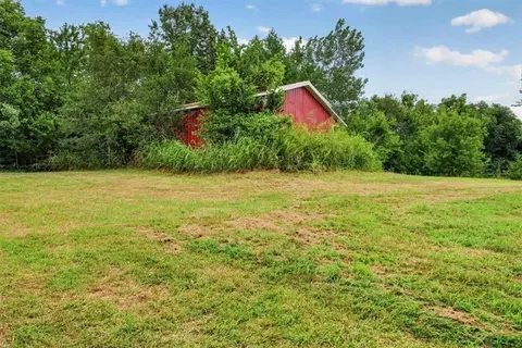 Exterior - 33403 E Nebgen Rd, Grain Valley, MO 64029 photo 15 of 22