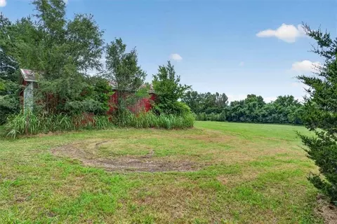 Exterior - 33403 E Nebgen Rd, Grain Valley, MO 64029 photo 14 of 22