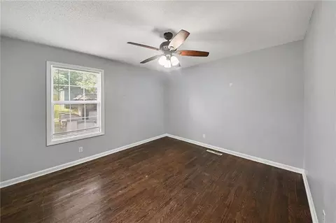 Bedroom - 11111 E 36th St, Independence, MO 64052 photo 6 of 7
