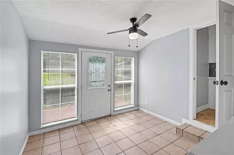 Entry Way - 11111 E 36th St, Independence, MO 64052 photo 2 of 2