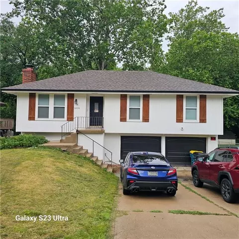 6116 N Broadway St, Gladstone, MO 64118