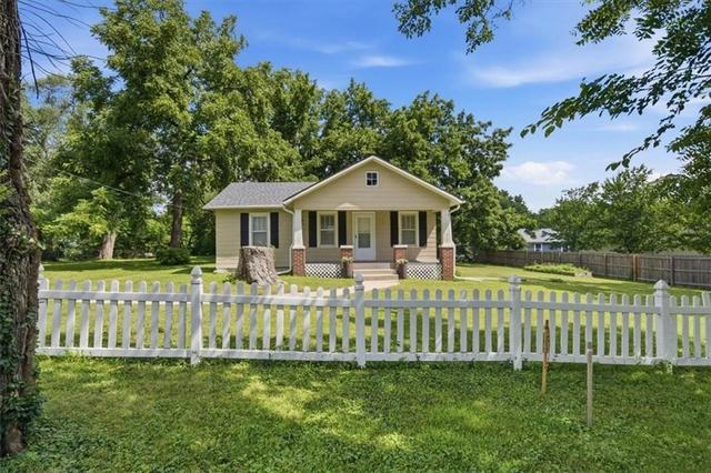 11920 W 51st St, Shawnee, KS 66216