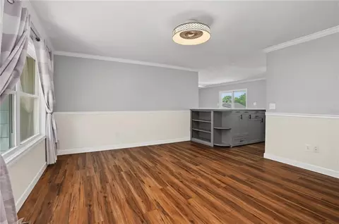 Living - 707 E 3rd St, Ottawa, KS 66067 photo 3 of 4