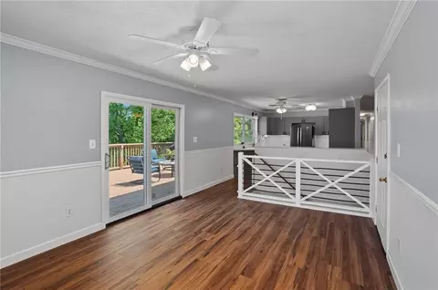 Living - 707 E 3rd St, Ottawa, KS 66067 photo 2 of 4