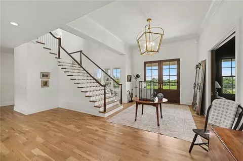 Entry Way - 25590 Bundschu Rd, Independence, MO 64056 photo 1 of 3