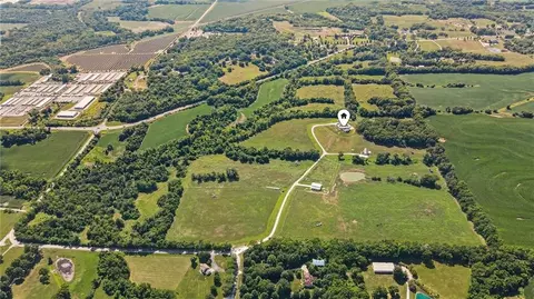 View/Area - 25590 Bundschu Rd, Independence, MO 64056 photo 5 of 8