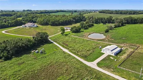 View/Area - 25590 Bundschu Rd, Independence, MO 64056 photo 8 of 8