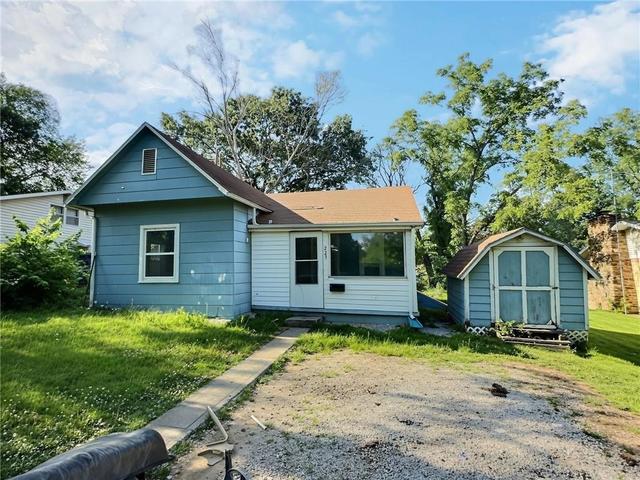 223 W Marshall St, El Dorado Springs, MO 64744