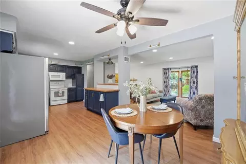 Dining - 1113 SE 2nd Ter, Lees Summit, MO 64063 photo 3 of 3
