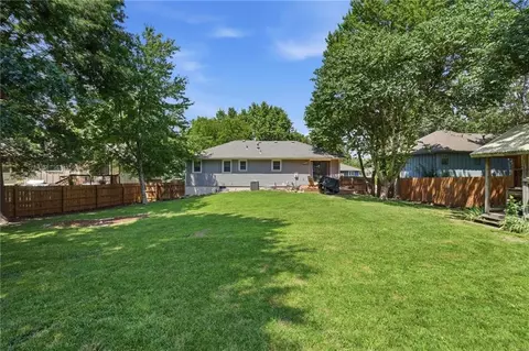 Exterior - 1113 SE 2nd Ter, Lees Summit, MO 64063 photo 10 of 10