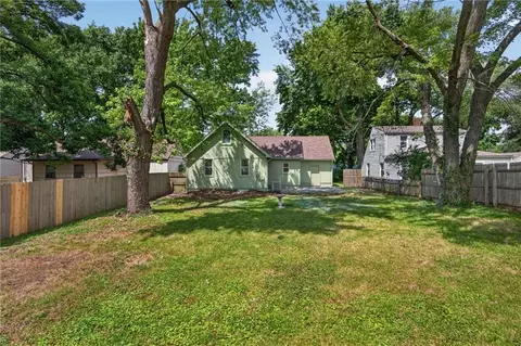 Exterior - 2013 S Ralston Ave, Independence, MO 64052 photo 6 of 8