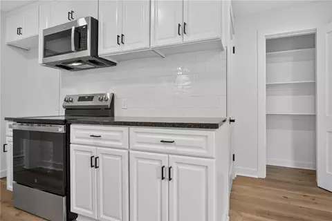 Kitchen - 2013 S Ralston Ave, Independence, MO 64052 photo 3 of 3