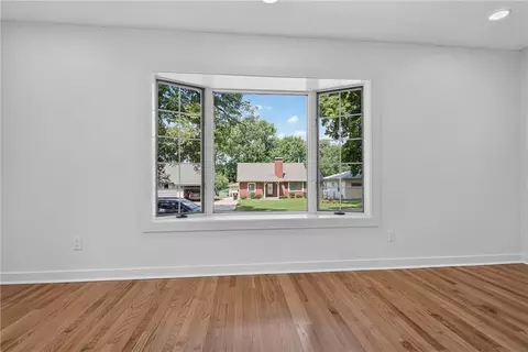 Living - 2013 S Ralston Ave, Independence, MO 64052 photo 3 of 3