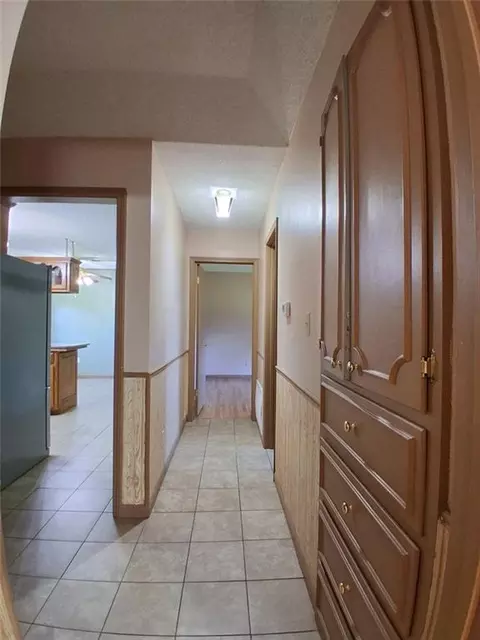 Entry Way - 413 S Dittman St, Frontenac, KS 66763 photo 2 of 2