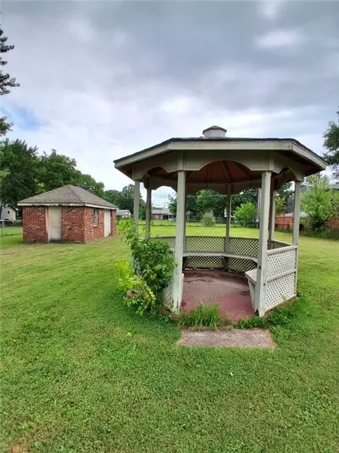Exterior - 413 S Dittman St, Frontenac, KS 66763 photo 5 of 6