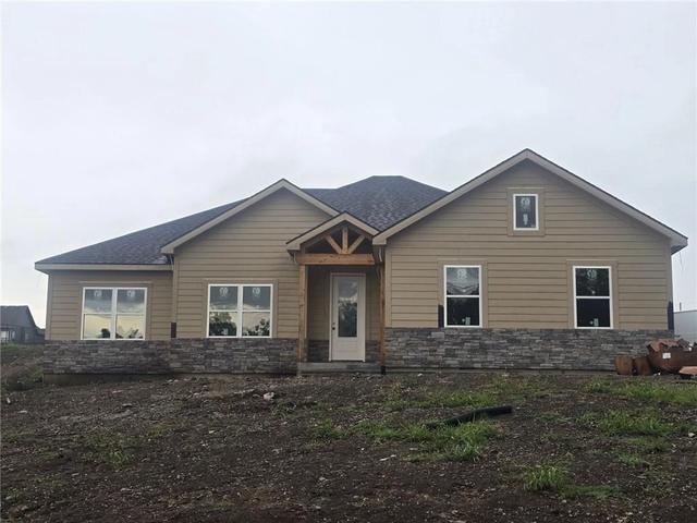 803 Kellogg St, Pleasant Hill, MO 64080