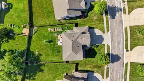 View/Area - 420 Meadowlark Dr, Raymore, MO 64083 photo 1 of 3