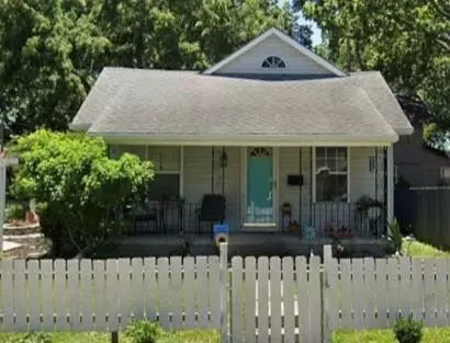 601 W 77th St, Kansas City, MO 64114