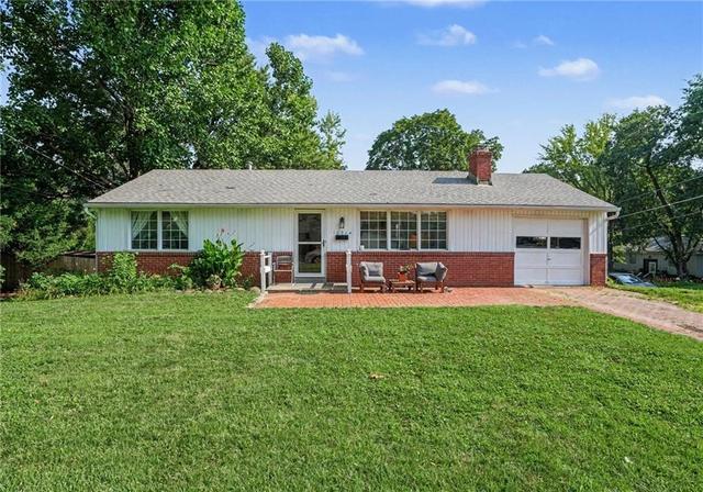 10214 W 56th St, Merriam, KS 66203