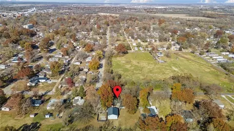 View/Area - 804 E 10th St, Ottawa, KS 66067 photo 9 of 9
