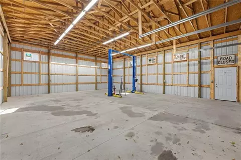 Exterior - 804 E 10th St, Ottawa, KS 66067 photo 5 of 5