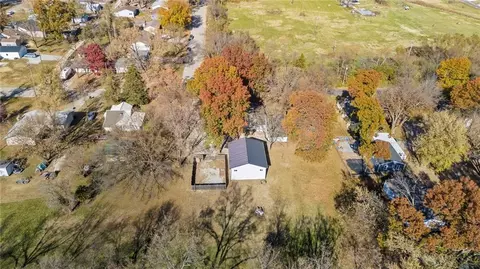 View/Area - 804 E 10th St, Ottawa, KS 66067 photo 4 of 9