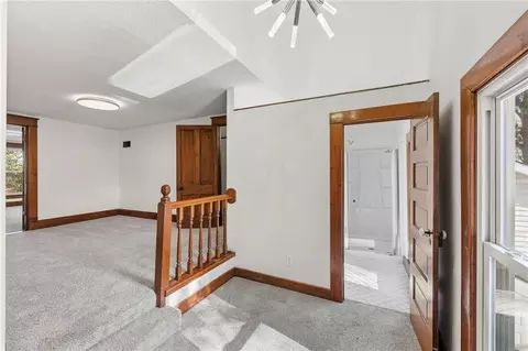 Entry Way - 804 E 10th St, Ottawa, KS 66067 photo 2 of 4