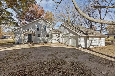 Other - 804 E 10th St, Ottawa, KS 66067 photo 4 of 13