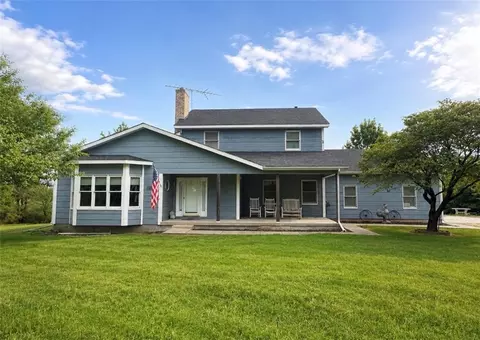 24372 243rd St, Mclouth, KS 66054