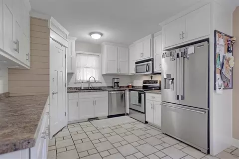 Kitchen - 902 Plattsburg St, Lathrop, MO 64465 photo 2 of 2