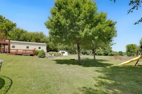 Exterior - 902 Plattsburg St, Lathrop, MO 64465 photo 3 of 3