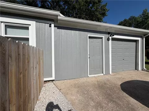 Exterior - 113 Elm St, Buckner, MO 64016 photo 3 of 3