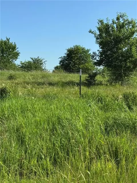 367 Th St, Louisburg, KS 66053