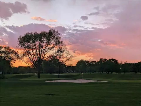 12855 Sagamore Rd, Leawood, KS 66209