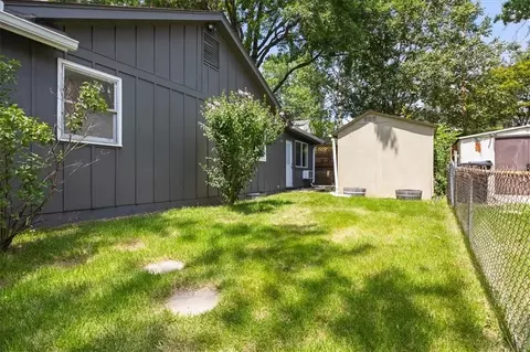 Exterior - 16314 Crackerneck Rd, Independence, MO 64055 photo 5 of 7