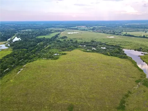 NE 451 Road, Calhoun, MO 65323 photo 22