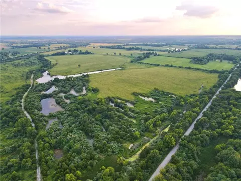 NE 451 Road, Calhoun, MO 65323 photo 17