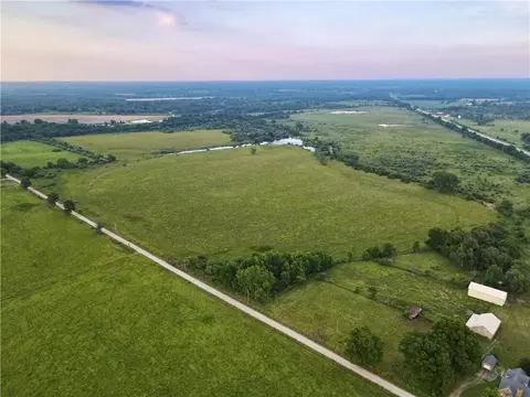 NE 451 Road, Calhoun, MO 65323 photo 24