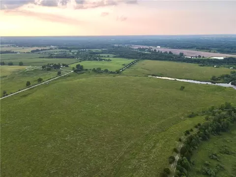 NE 451 Road, Calhoun, MO 65323 photo 26