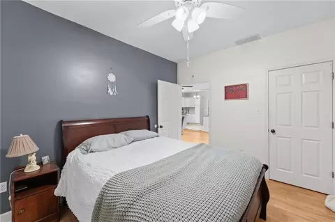 Bedroom - 534 E 2nd Ave, Garnett, KS 66032 photo 5 of 7