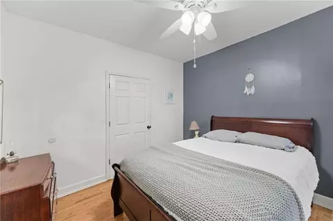 Bedroom - 534 E 2nd Ave, Garnett, KS 66032 photo 4 of 7