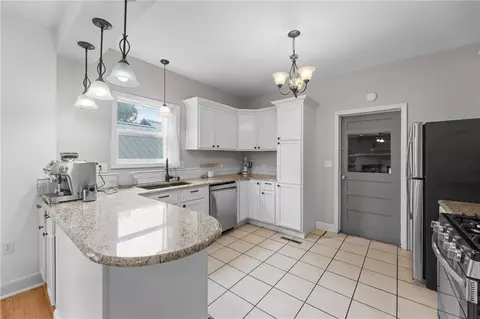 Kitchen - 534 E 2nd Ave, Garnett, KS 66032 photo 1 of 5