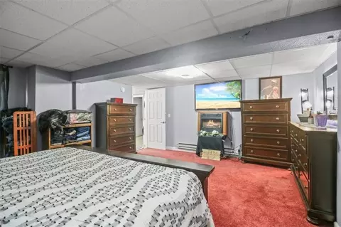 Bedroom - 207 W 23rd St, Independence, MO 64055 photo 4 of 5