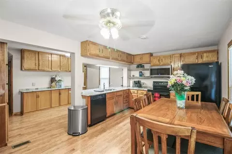 Kitchen - 207 W 23rd St, Independence, MO 64055 photo 3 of 5