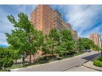 310 W 49 St #101, Kansas City, MO 64112