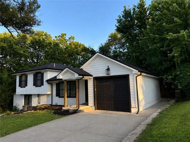 6105 E 96th Ter, Kansas City, MO 64134