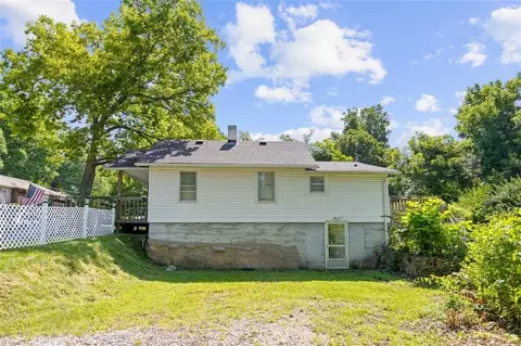 11419 E 27 St, Independence, MO 64052 photo 3