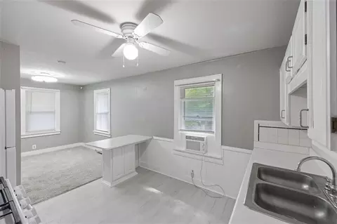 11419 E 27 St, Independence, MO 64052 photo 10