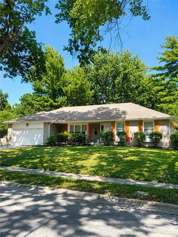11001 Glen Arbor Rd, Kansas City, MO 64114